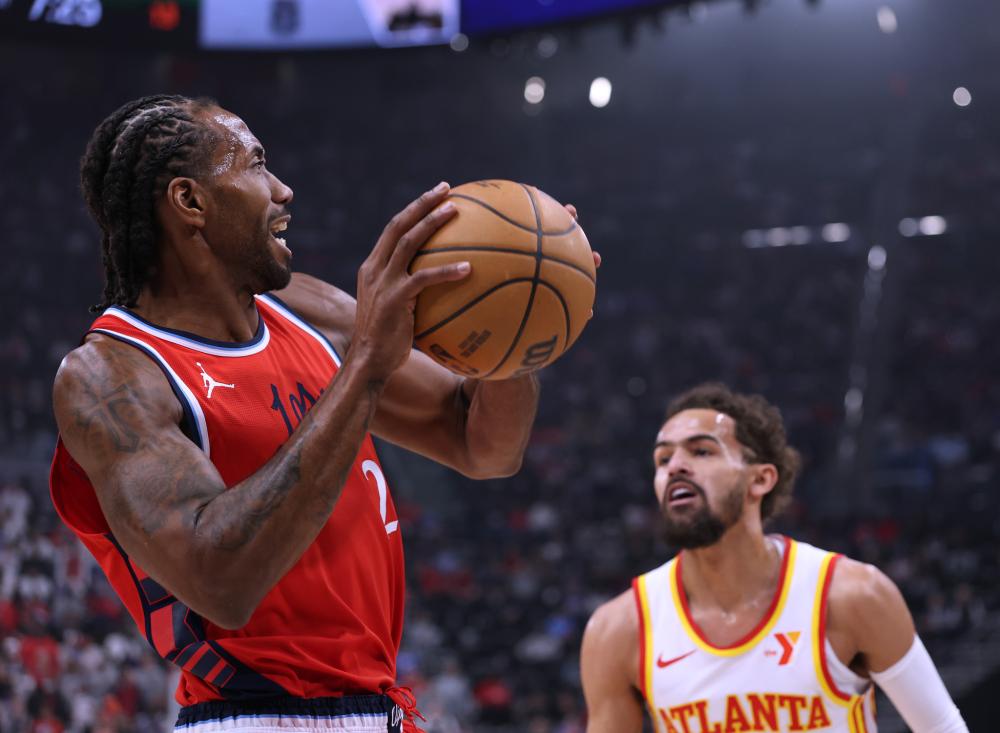 里表现极其 里表现极其