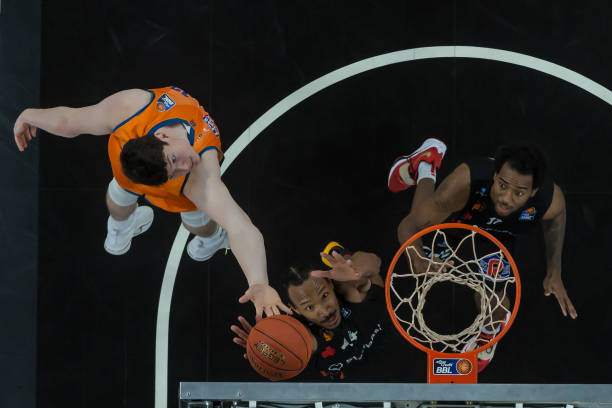 足球是一项 足球是一项